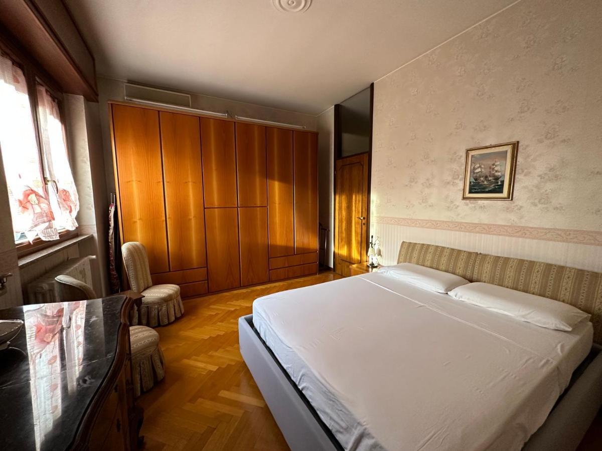 Dehomes - Two Bedrooms, Terrace, Wi-Fi, Tram To Centre & Rho Fiera Milán Exteriér fotografie