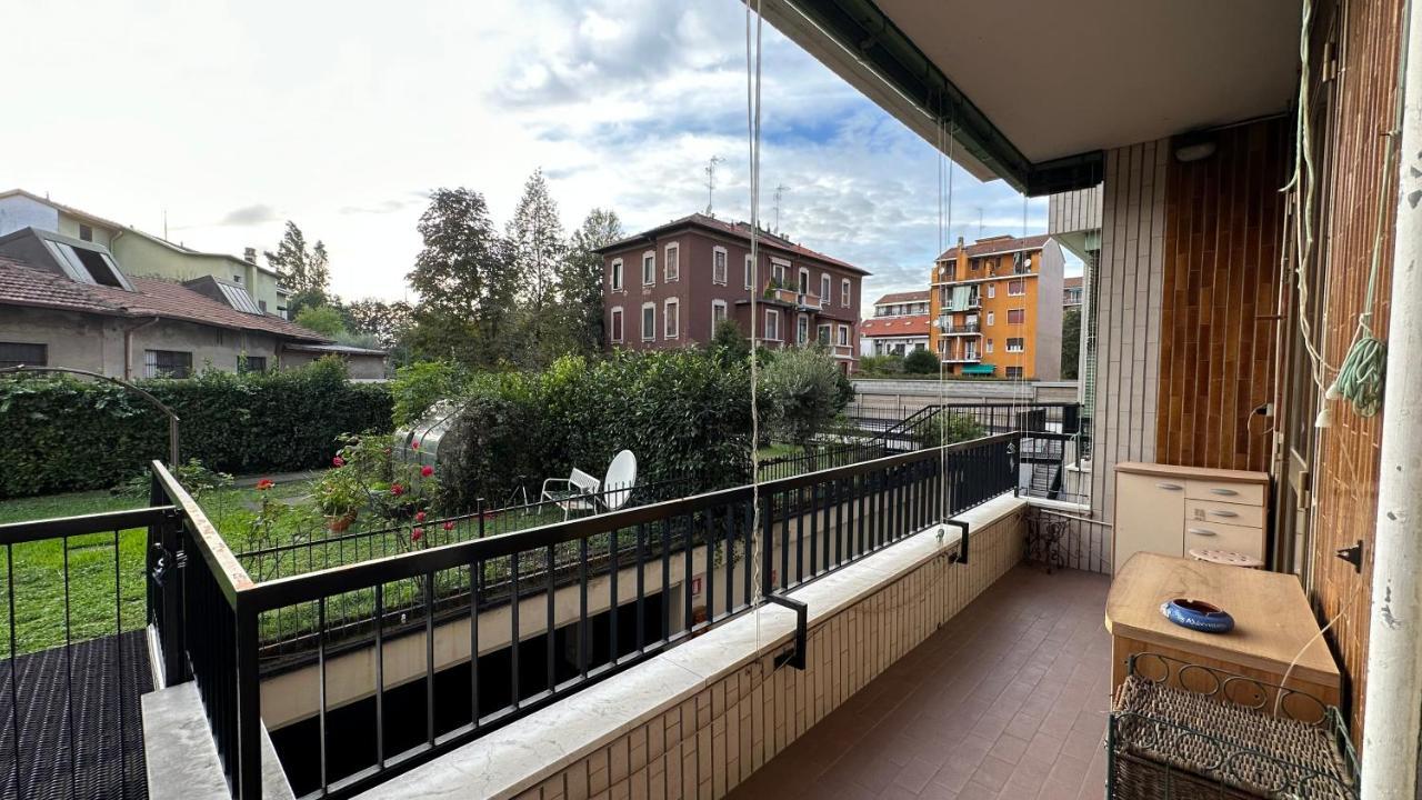 Dehomes - Two Bedrooms, Terrace, Wi-Fi, Tram To Centre & Rho Fiera Milán Exteriér fotografie